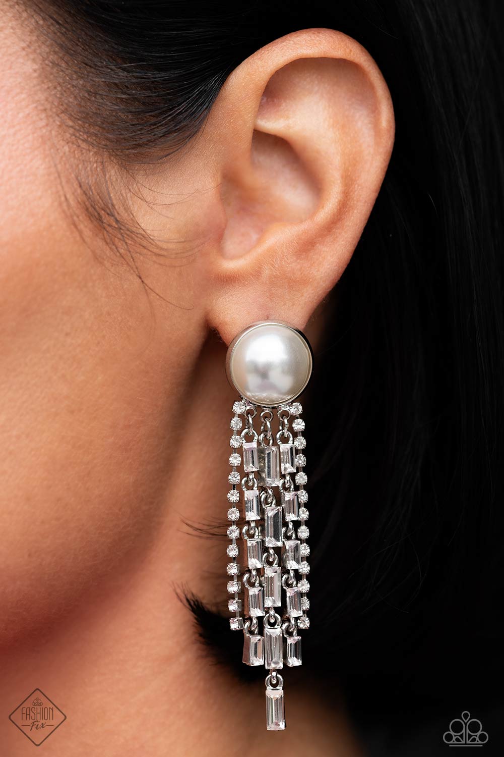 Genuinely Gatsby - White Earring