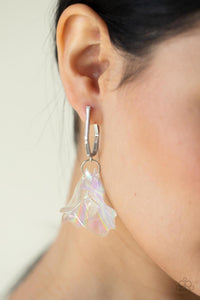 Jaw-Droppingly Jelly - Silver Earring
