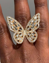 Load image into Gallery viewer, Flauntable Flutter Butterfly Ring Gold
